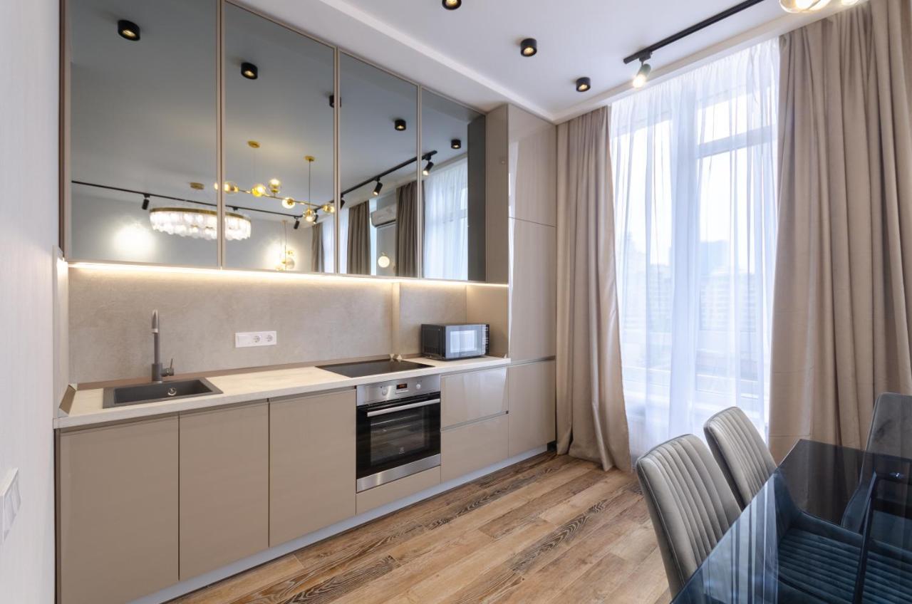 Petrovdom Ж38 In Luxury Apartments At 68 Zhylyanska Street,38 Perlyna Kiev Ngoại thất bức ảnh