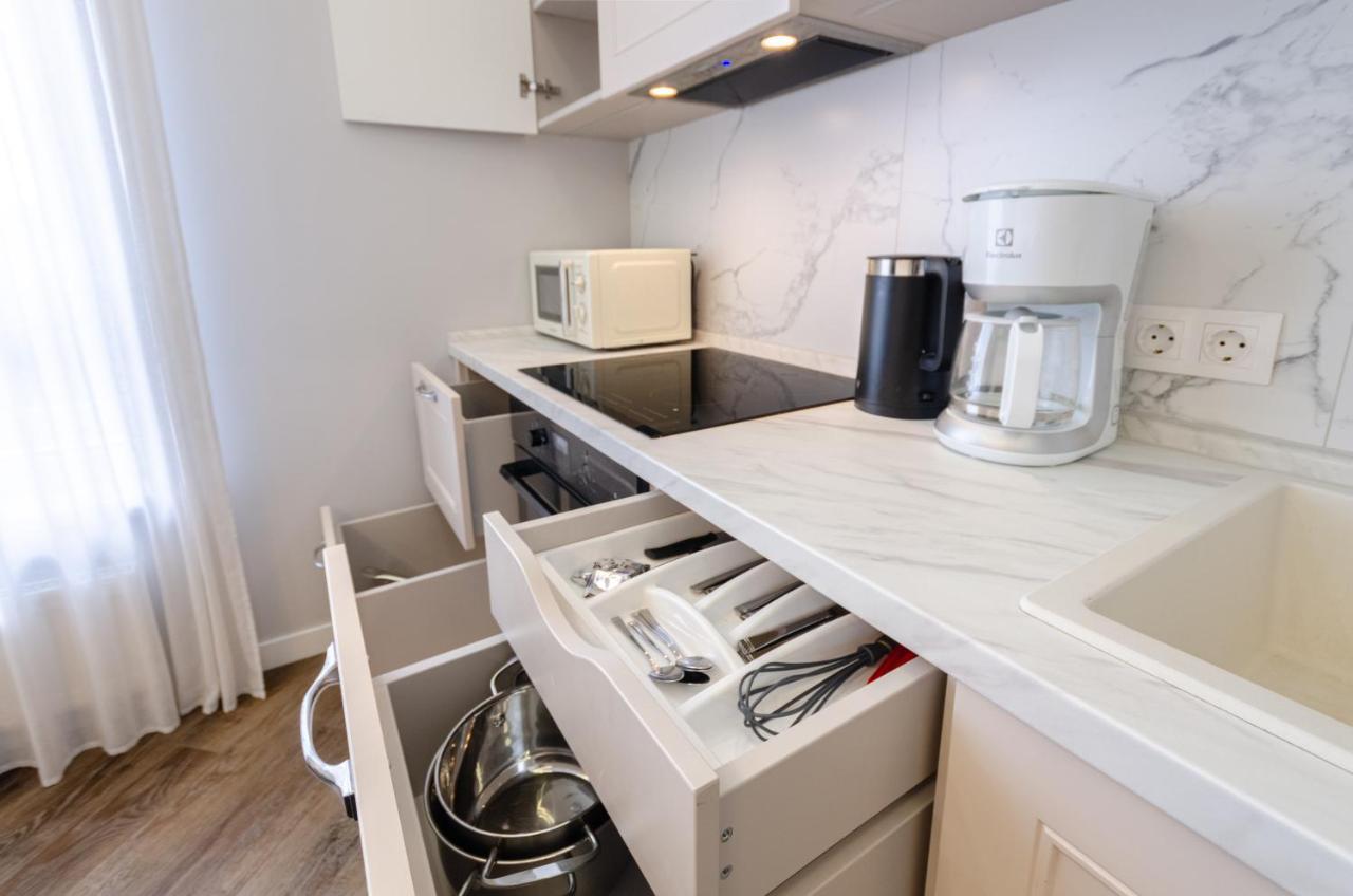 Petrovdom Ж38 In Luxury Apartments At 68 Zhylyanska Street,38 Perlyna Kiev Ngoại thất bức ảnh